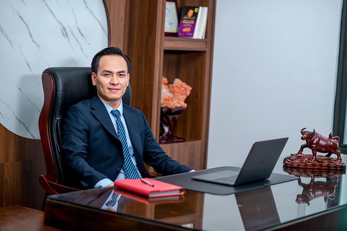 Rich Nguyen, Nhà sáng lập và quản lý điều hành Rich Invest đang sở hữu cả ba hoạt động đầu tư, đào tạo, cộng đồng. Đây là ba thế chân kiềng vững chắc tạo đà phát triển