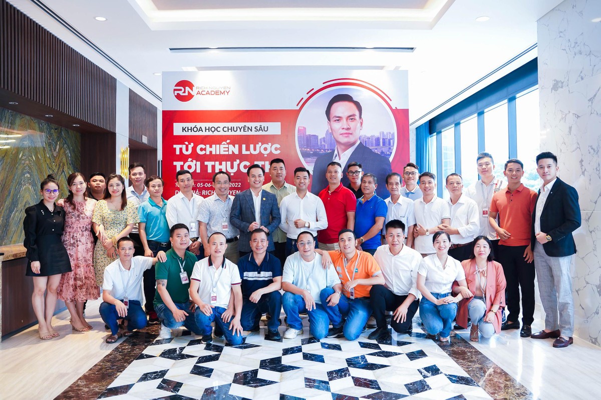 Hoạt động đào tạo đầu tư bất động sản cho nhà đầu tư cá nhân của Rich Nguyen Academy thu hút sự quan tâm lớn của nhà đầu tư