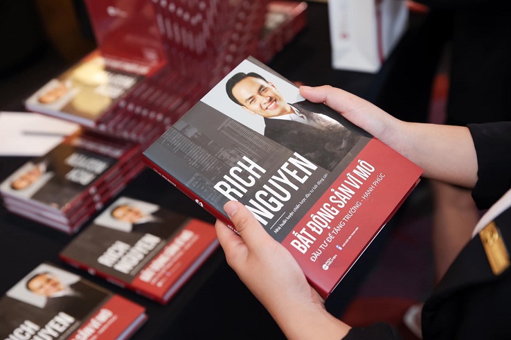 Diễn giả Rich Nguyen chính thức ra mắt cuốn sách “Bất động sản Vĩ Mô – Đầu tư để tăng trưởng và hạnh phúc”