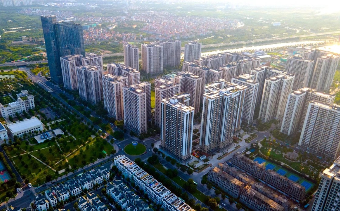 Tổng kết thị trường bất động sản 9 tháng đầu năm 2025: thuận lợi và khó khăn